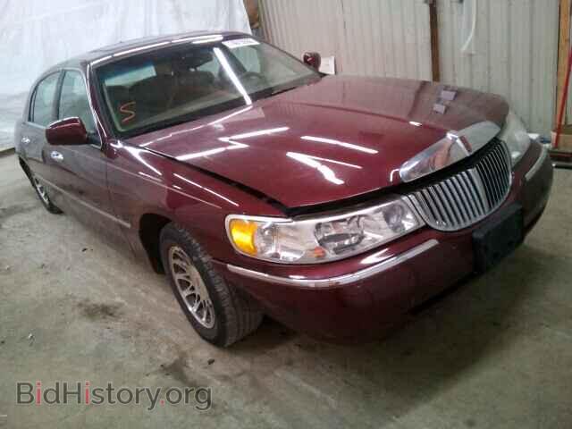 Photo 1LNHM82W3YY769012 - LINCOLN TOWNCAR 2000