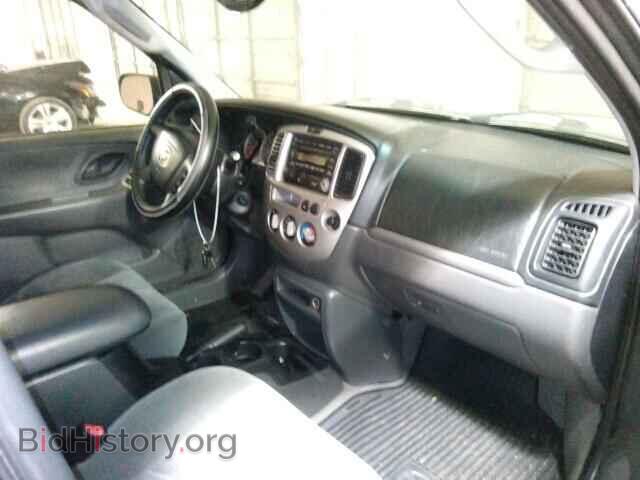 2004 MAZDA TRIBUTE - VIN: 4F2CZ04124KM17281 - Фото 5