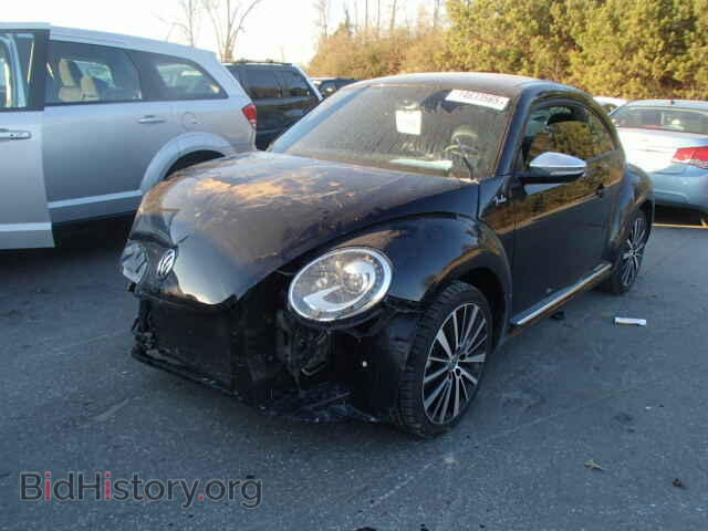 2013 VOLKSWAGEN BEETLE - VIN: 3VWJP7AT1DM657908 - Фото 2