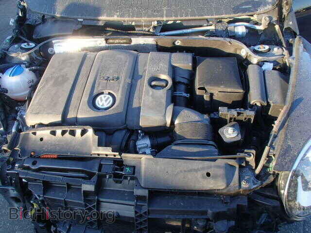 2013 VOLKSWAGEN BEETLE - VIN: 3VWJP7AT1DM657908 - Фото 7