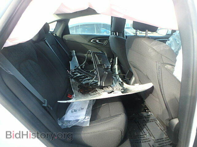 2015 CHRYSLER 200 - VIN: 1C3CCCAB0FN561465 - Фото 6