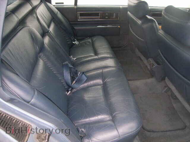 1993 CADILLAC DEVILLE - VIN: 1G6CD53B8P4258669 - Photo 6