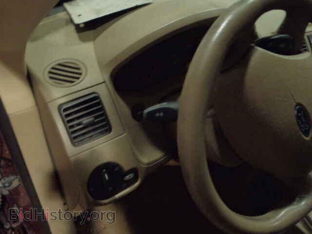 2007 FORD FOCUS - VIN: 1FAHP34NX7W193471 - Фото 8