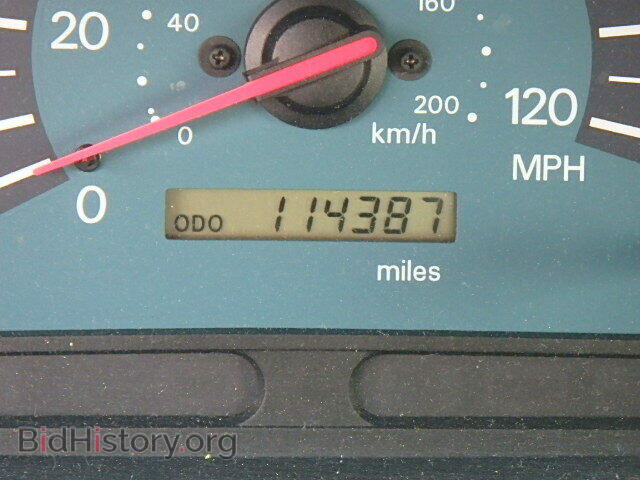 2002 MITSUBISHI GALANT - VIN: 4A3AA46GX2E131839 - Фото 8
