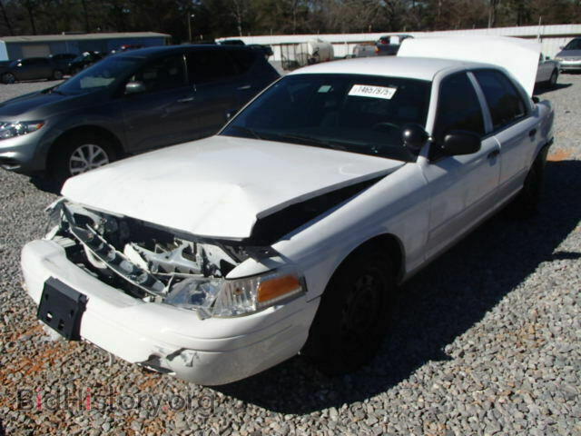2011 FORD CROWN VIC - VIN: 2FABP7BV2BX122486 - Фото 2
