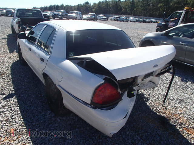 2011 FORD CROWN VIC - VIN: 2FABP7BV2BX122486 - Фото 3