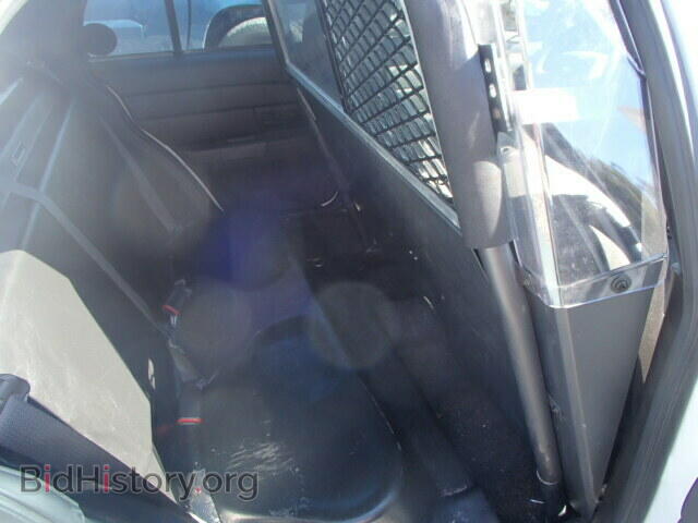 2011 FORD CROWN VIC - VIN: 2FABP7BV2BX122486 - Фото 6