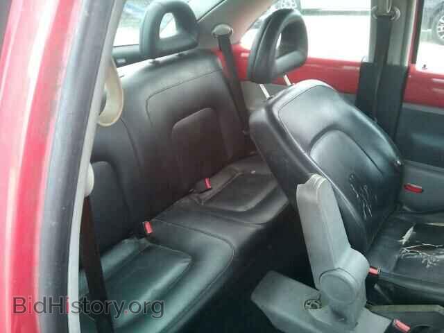 2000 VOLKSWAGEN BEETLE - VIN: 3VWCC21C5YM465548 - Фото 6