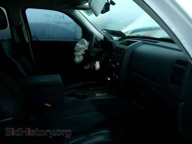 2011 DODGE NITRO - VIN: 1D4PT4GX5BW606722 - Photo 5