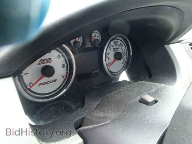 2011 FORD FOCUS - VIN: 1FAHP3HN5BW199469 - Фото 8