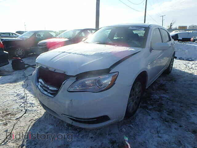 2012 CHRYSLER 200 - VIN: 1C3CCBABXCN152542 - Фото 2