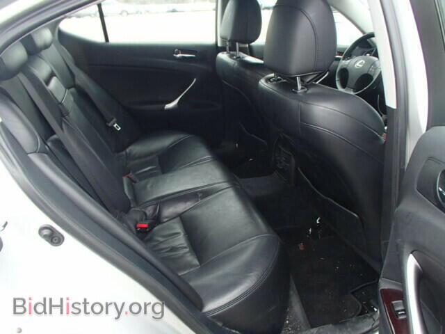 2007 LEXUS IS250 - VIN: JTHCK262275013971 - Фото 6