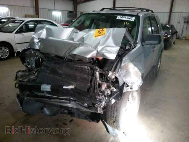 2011 FORD ESCAPE - VIN: 1FMCU0D7XBKA38136 - Фото 2
