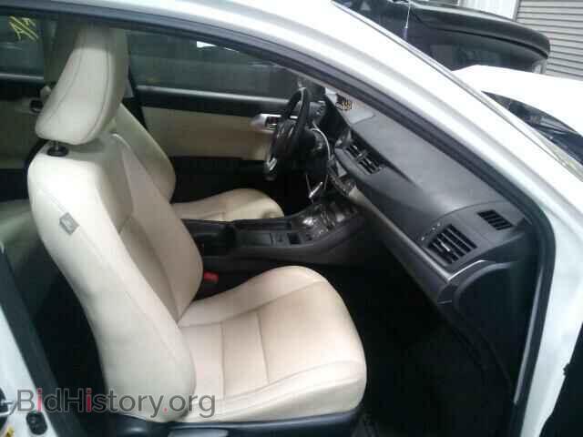 2011 LEXUS CT 200 - VIN: JTHKD5BH5B2002555 - Фото 5