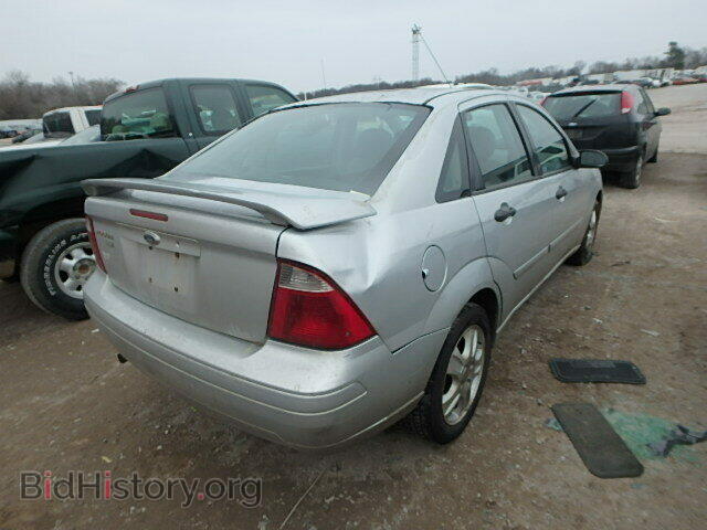 2007 FORD FOCUS - VIN: 1FAHP34N07W113840 - Фото 4