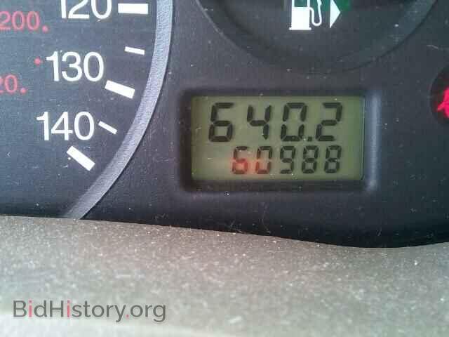 2005 FORD FOCUS - VIN: 1FAFP34N75W208402 - Фото 8