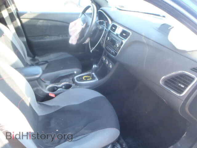 2011 CHRYSLER 200 - VIN: 1C3BC4FB3BN550691 - Фото 5