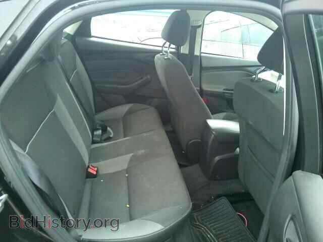 2012 FORD FOCUS - VIN: 1FAHP3F28CL303030 - Photo 6