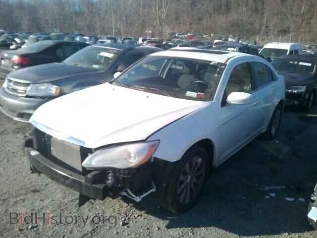 2013 CHRYSLER 200 - VIN: 1C3CCBBB2DN528800 - Фото 2