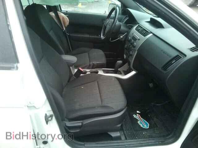 2010 FORD FOCUS - VIN: 1FAHP3FN7AW290230 - Photo 5