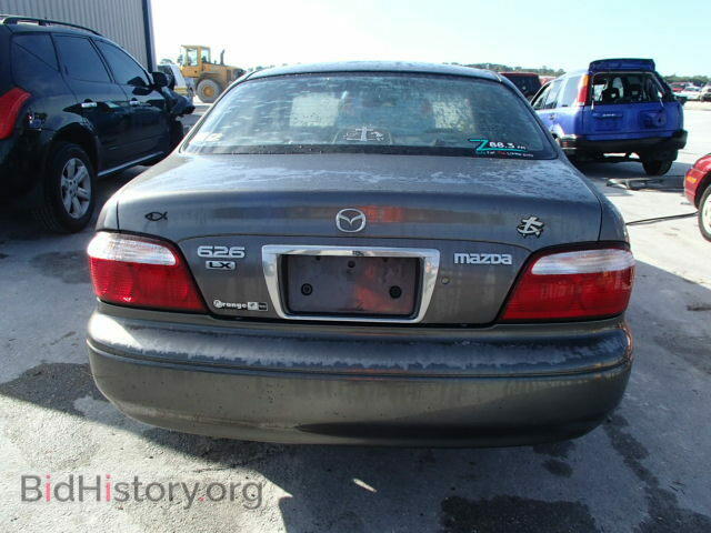 2000 MAZDA 626 - VIN: 1YVGF22C6Y5131720 - Фото 10