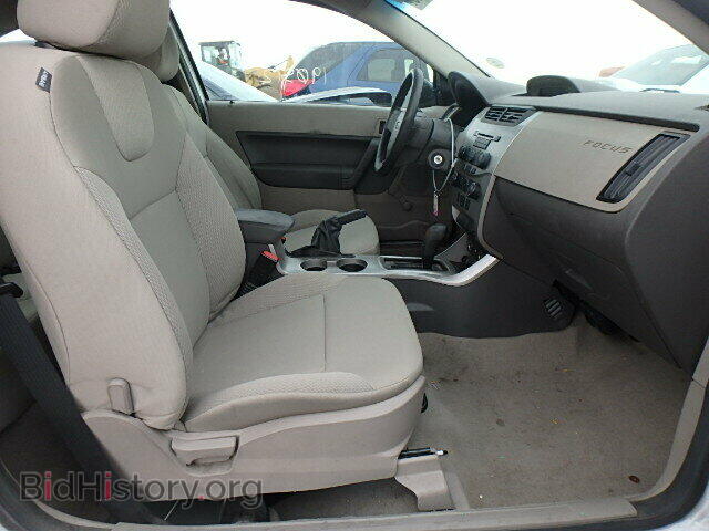 2008 FORD FOCUS - VIN: 1FAHP32N98W152690 - Photo 5