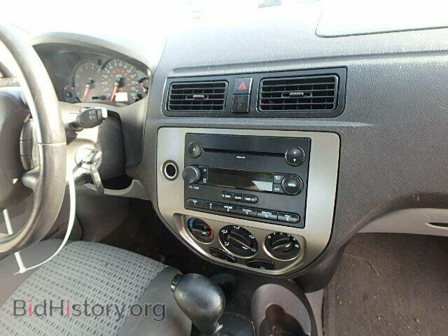 2006 FORD FOCUS - VIN: 1FAHP34N16W229983 - Фото 9