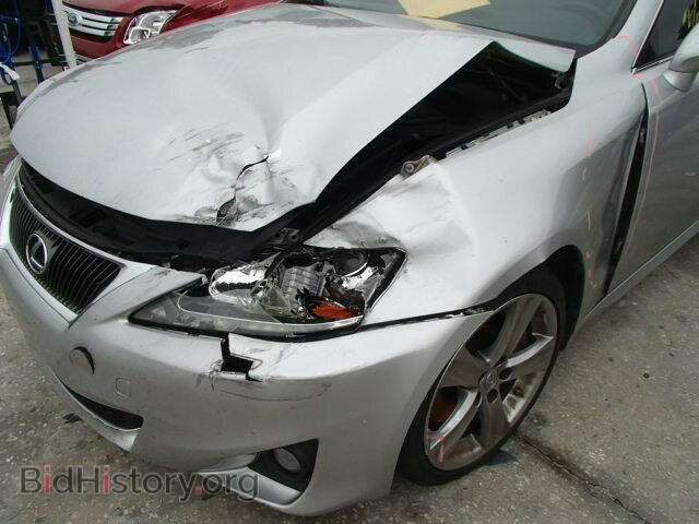 2011 LEXUS IS350 - VIN: JTHBE5C24B5027307 - Фото 9