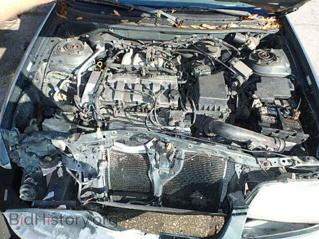 2000 MAZDA 626 - VIN: 1YVGF22C9Y5115995 - Фото 7