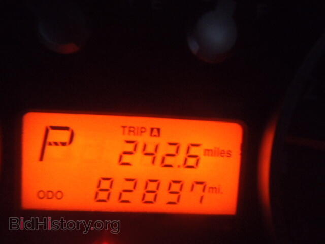 2005 HYUNDAI TIBURON - VIN: KMHHM65D55U174129 - Фото 8