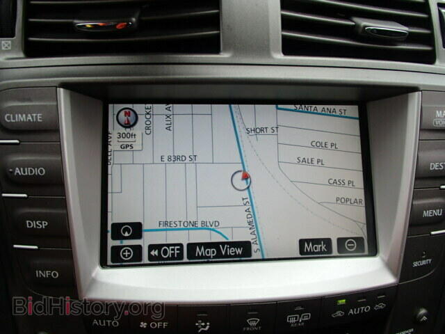 2008 LEXUS IS350 - VIN: JTHBE262082015580 - Фото 9