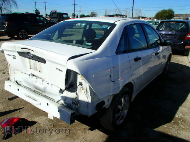 2005 FORD FOCUS - VIN: 1FAFP34N95W314463 - Фото 4