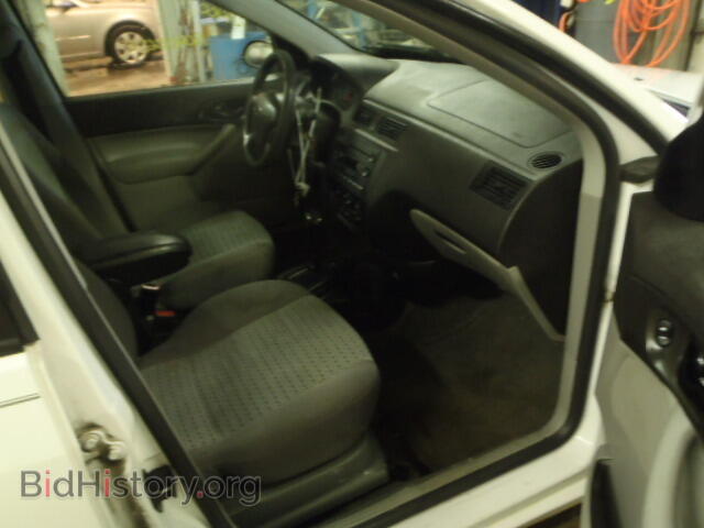 2006 FORD FOCUS - VIN: 1FAFP34N06W208551 - Фото 5