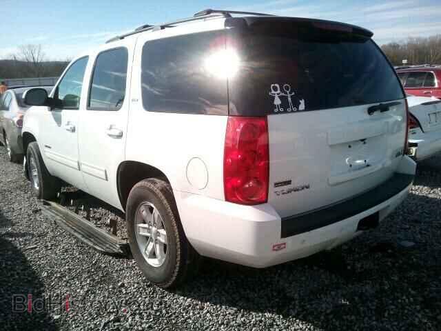 2011 GMC YUKON - VIN: 1GKS1CE04BR107104 - Фото 3