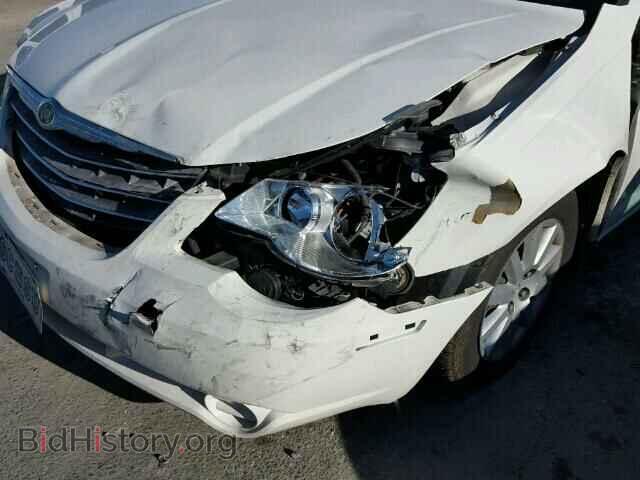 2010 CHRYSLER SEBRING - VIN: 1C3CC4FBXAN137895 - Фото 9