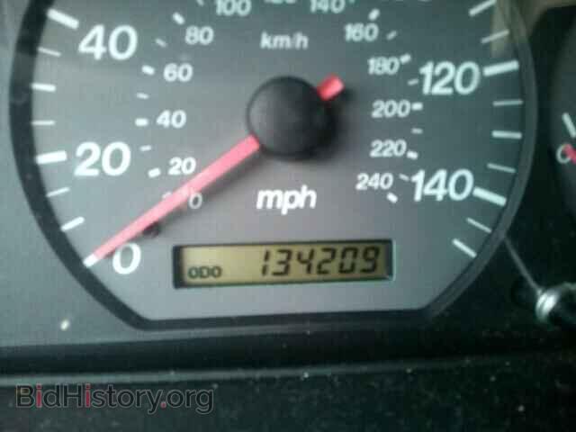2000 MAZDA 626 - VIN: 1YVGF22D5Y5121768 - Фото 8