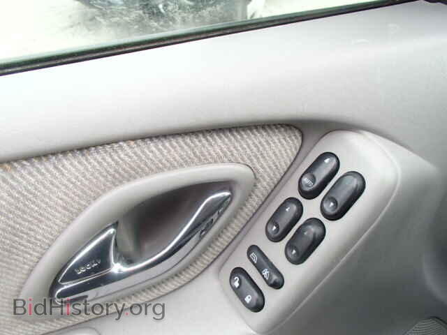 2001 MAZDA TRIBUTE - VIN: 4F2YU08111KM22918 - Фото 9