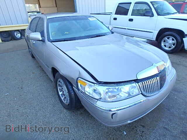 Photo 1LNHM82W4YY915210 - LINCOLN TOWNCAR 2000
