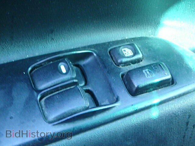 2001 MITSUBISHI ECLIPSE - VIN: 4A3AC34G11E090281 - Photo 9