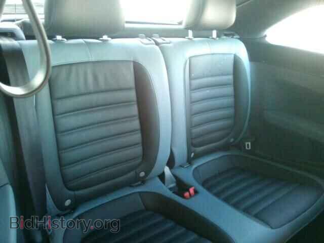 2014 VOLKSWAGEN BEETLE - VIN: 3VWVS7AT7EM632478 - Фото 6