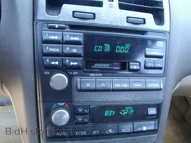 2000 NISSAN MAXIMA - VIN: JN1CA31D2YT753507 - Photo 10
