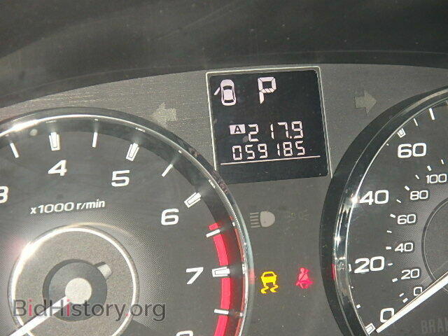 2011 SUBARU OUTBACK - VIN: 4S4BRBAC1B3353864 - Photo 8