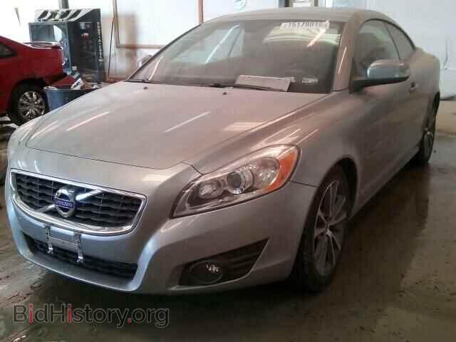 2011 VOLVO C70 - VIN: YV1672MC9BJ107724 - Фото 2