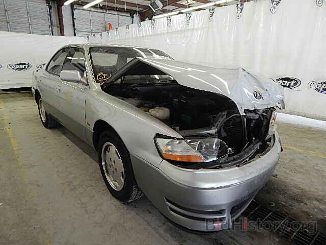 Photo JT8BF12G6T0171636 - LEXUS ES300 1996