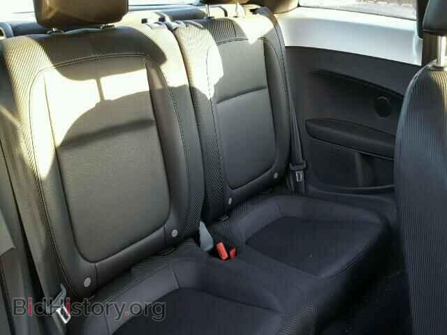 2012 VOLKSWAGEN BEETLE - VIN: 3VWJP7AT1CM601532 - Фото 6