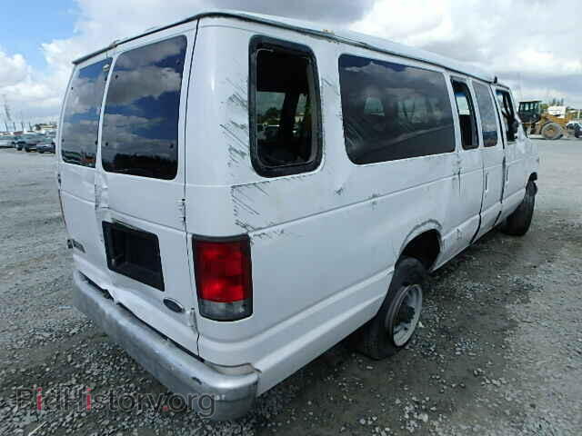 2000 FORD ECONOLINE - VIN: 1FBSS31L3YHB90925 - Photo 4