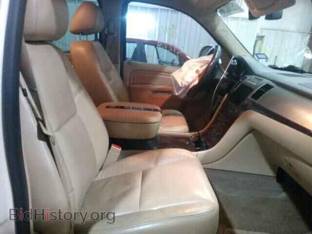 2011 CADILLAC ESCALADE - VIN: 1GYS3JEF4BR212864 - Фото 5