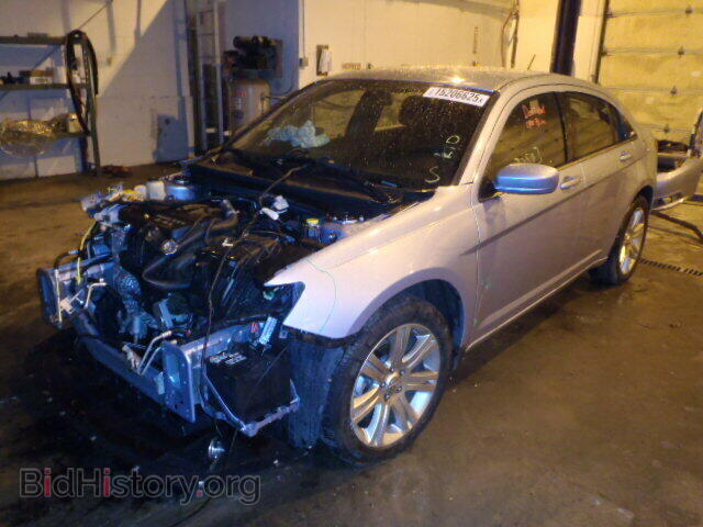 2013 CHRYSLER 200 - VIN: 1C3CCBBB7DN735148 - Фото 2