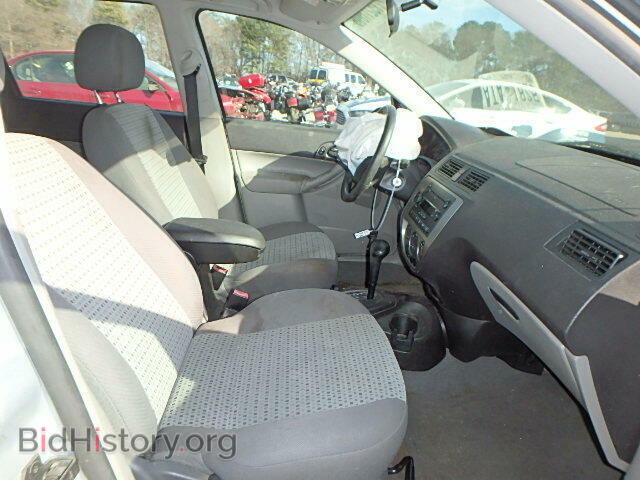 2006 FORD FOCUS - VIN: 1FAHP36N06W202089 - Фото 5
