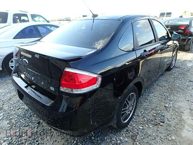 2010 FORD FOCUS - VIN: 1FAHP3FN9AW276748 - Photo 4